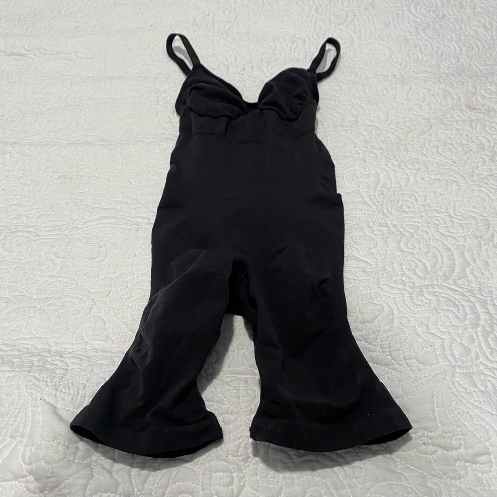 Skims Sculpting Bodysuit